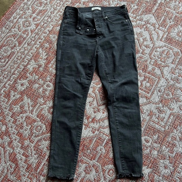 Madewell Pants - Madewell Black high rise cut off jeans
